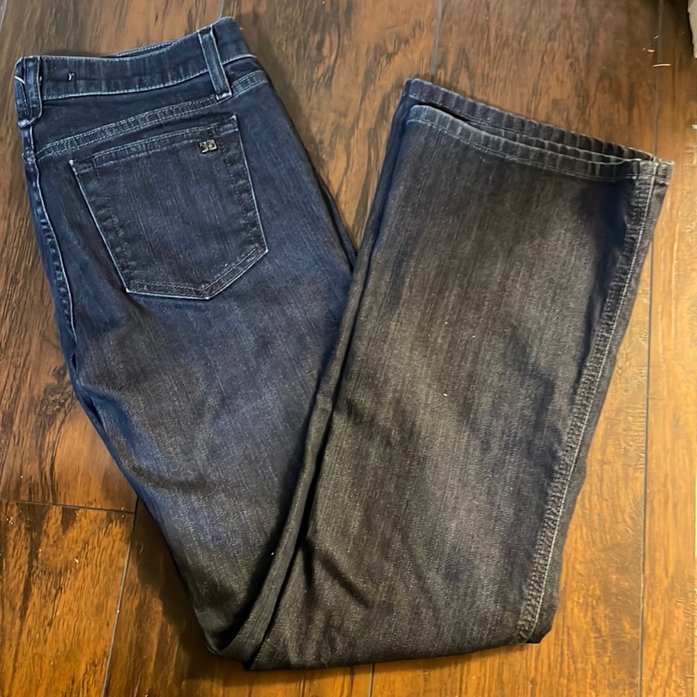 Joes Jeans, size W28, flare cut, dark was jeans
